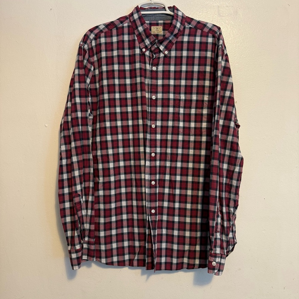 J. Crew Red and Black Plaid Men's Shirt Size XL Plain Button Down LongSleeve